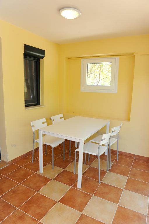 Appartamenti Angelika Perdika  Kamer foto